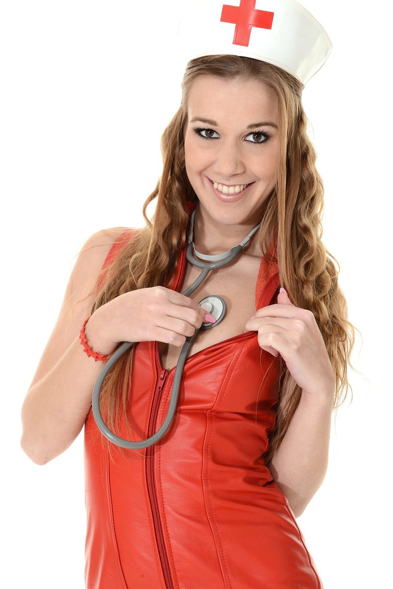 Инна, 21 год, 0 размер груди